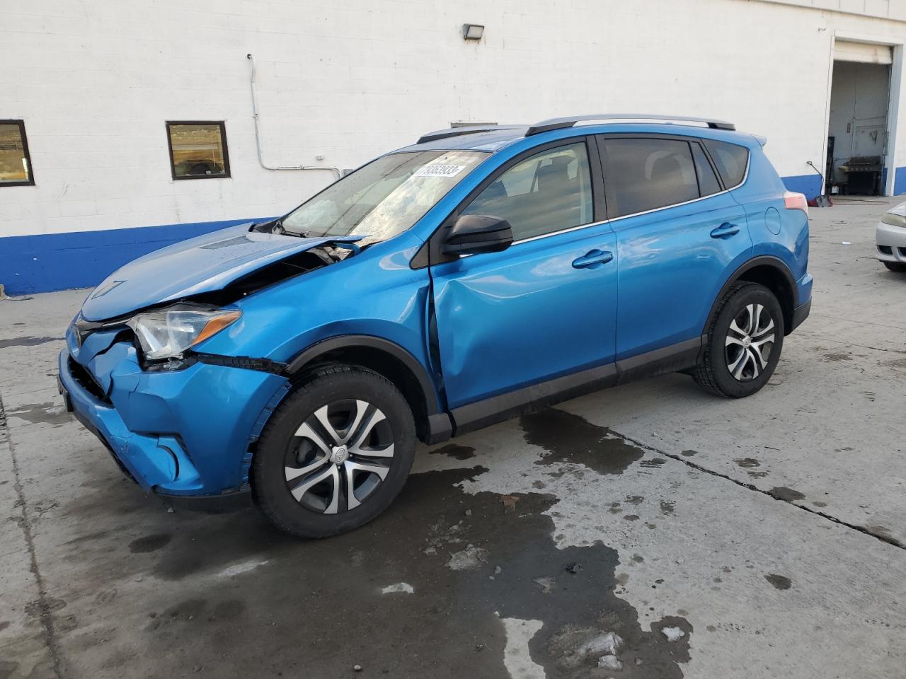 TOYOTA RAV 4 2018 jtmbfrev8jj221437