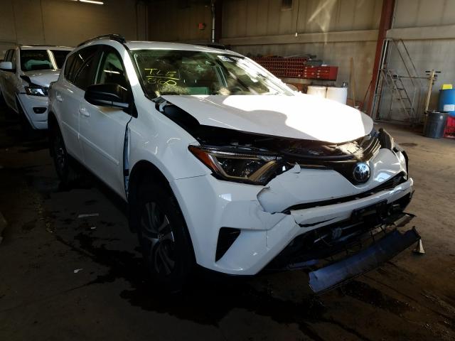 TOYOTA RAV4 LE 2017 jtmbfrev9hj151845