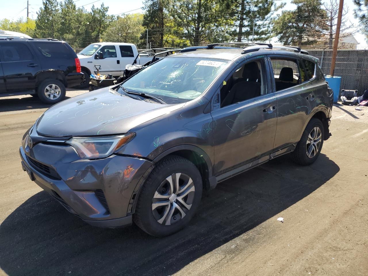 TOYOTA RAV 4 2017 jtmbfrev9hj712027