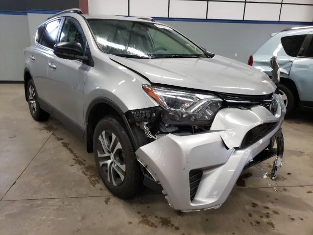 TOYOTA RAV4 LE 2018 jtmbfrev9jj200712