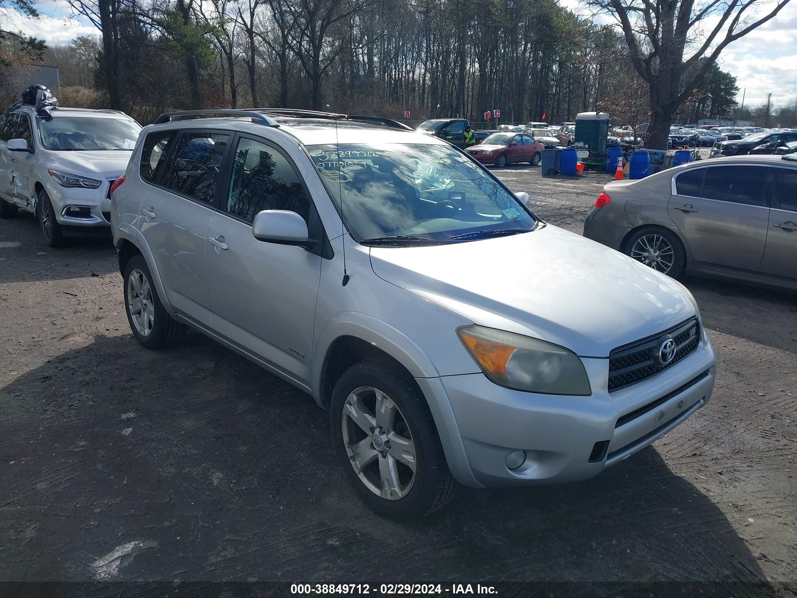 TOYOTA RAV 4 2007 jtmbk32v175016587