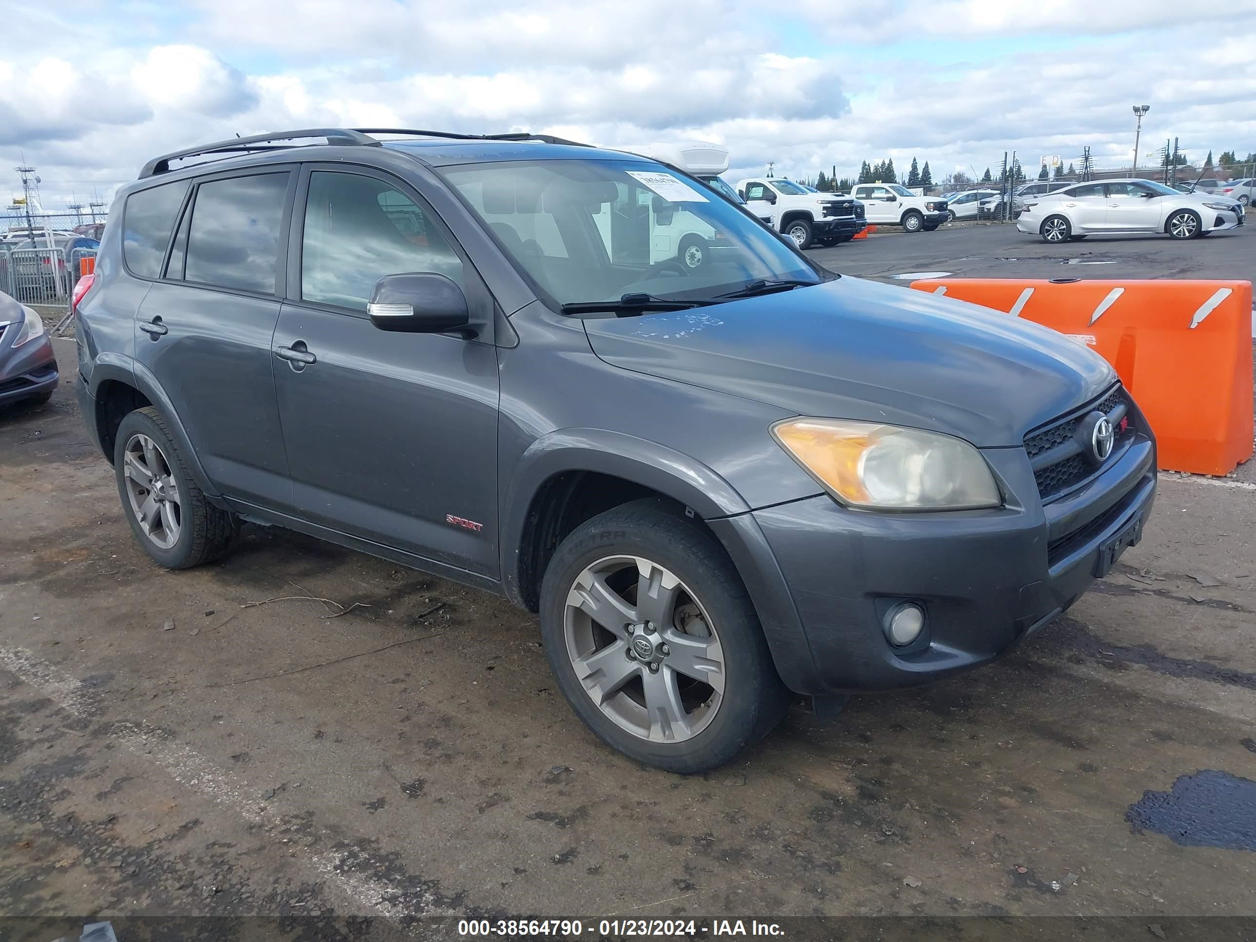 TOYOTA RAV 4 2009 jtmbk32v295081872