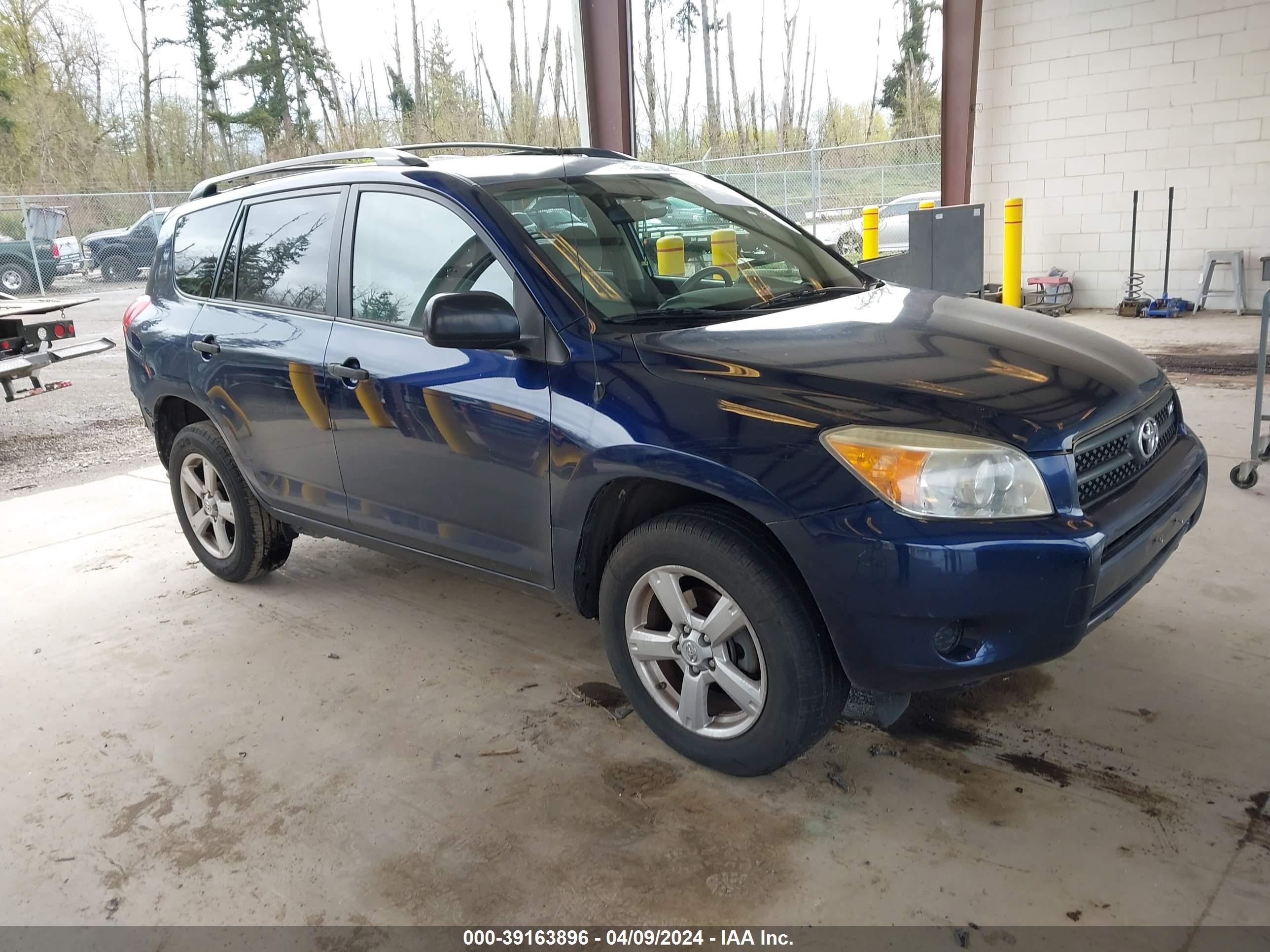 TOYOTA RAV 4 2007 jtmbk33v176013231