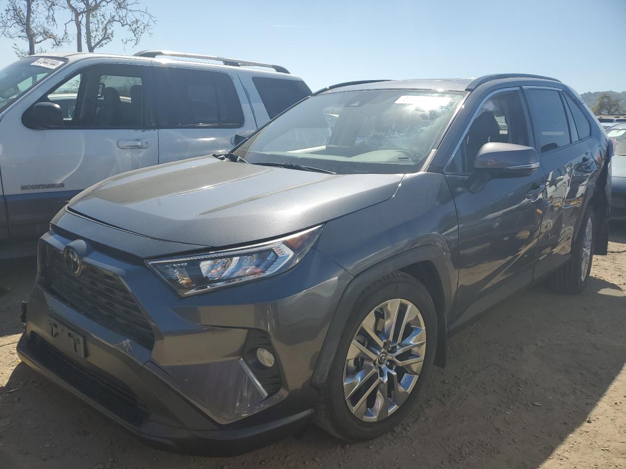 TOYOTA RAV 4 2019 jtmc1rfv6kd012098