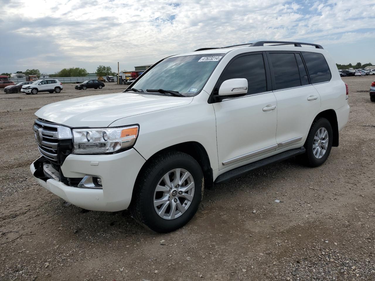 TOYOTA LAND CRUISER 2017 jtmcy7aj2h4055186