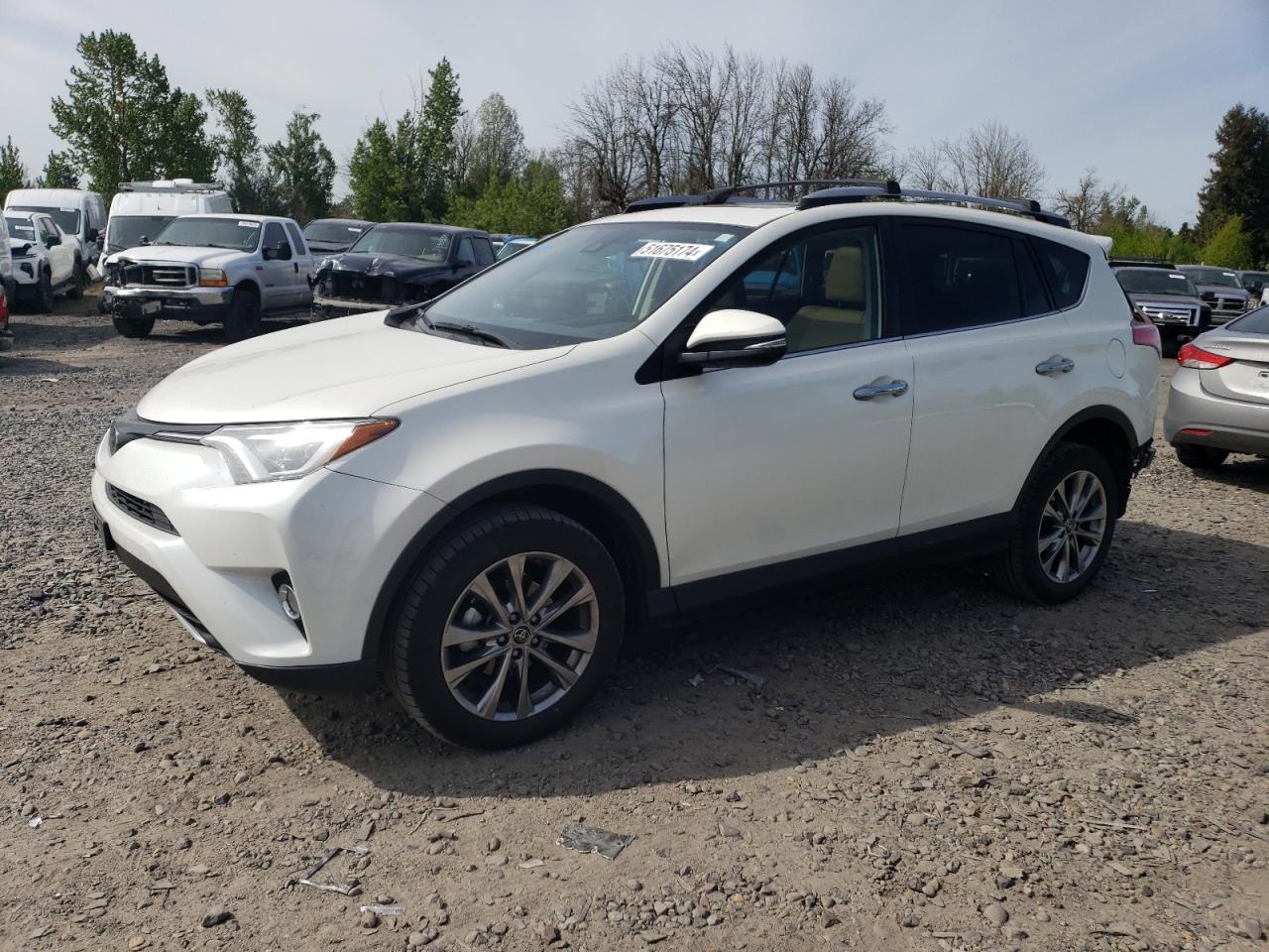 TOYOTA RAV 4 2018 jtmdfrev6jd235988