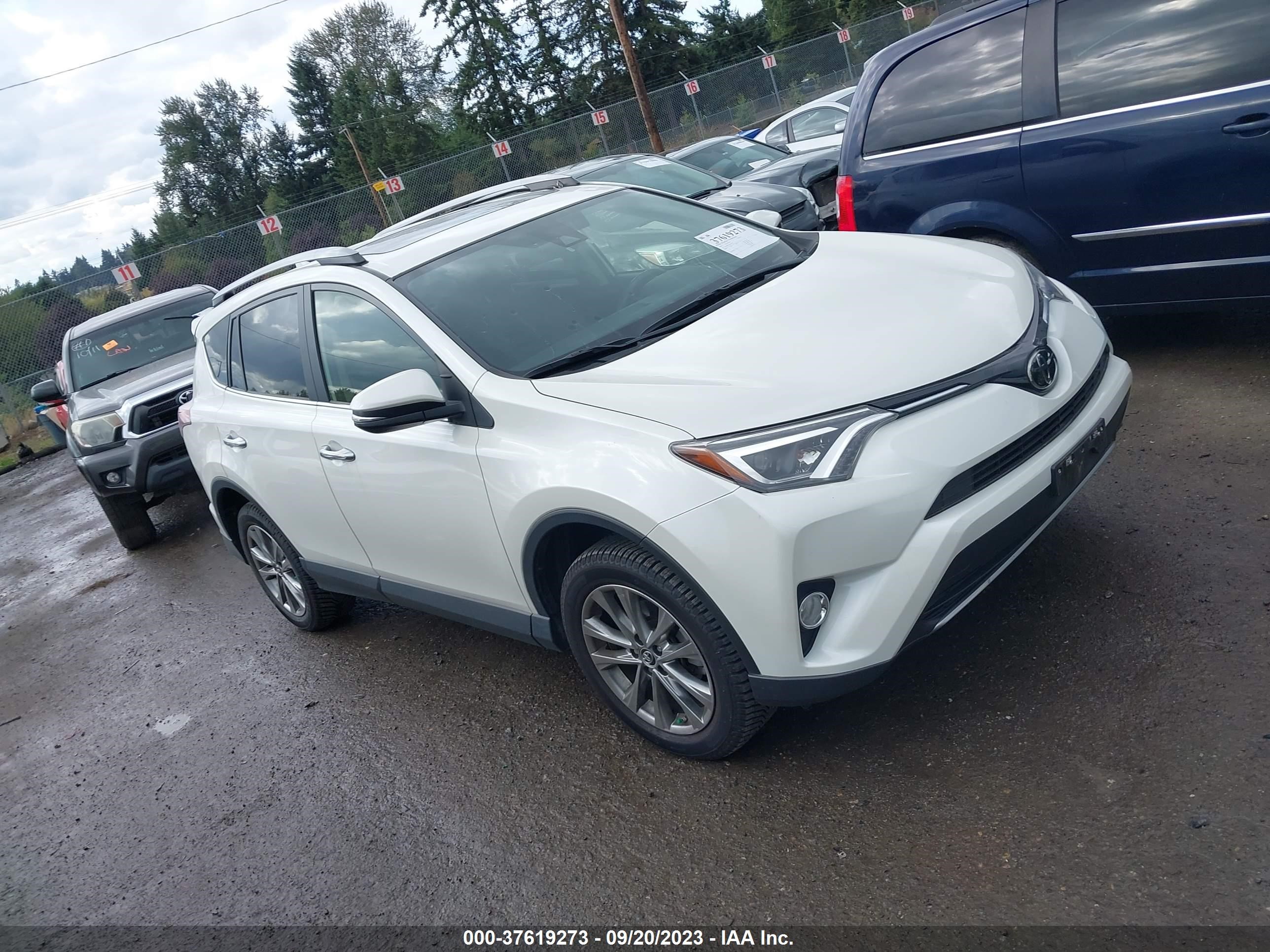 TOYOTA RAV 4 2018 jtmdfrev6jd256677