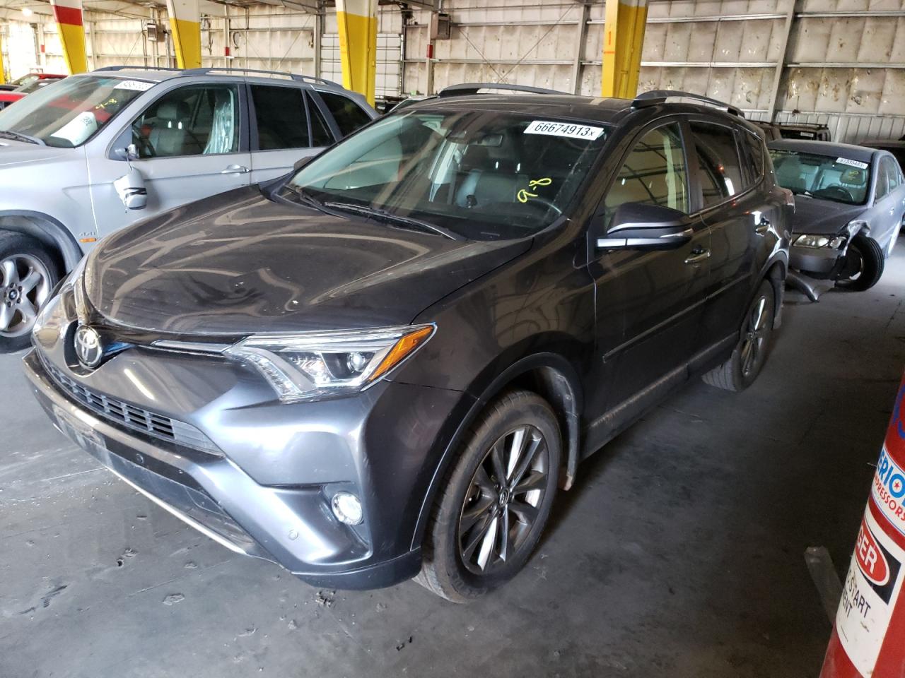 TOYOTA RAV 4 2017 jtmdfrev7hd203934