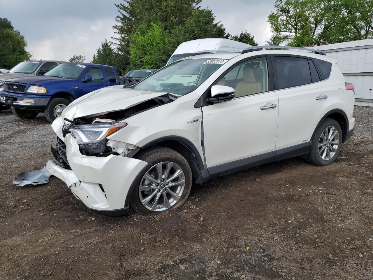 TOYOTA RAV 4 2018 jtmdjrev2jd172869