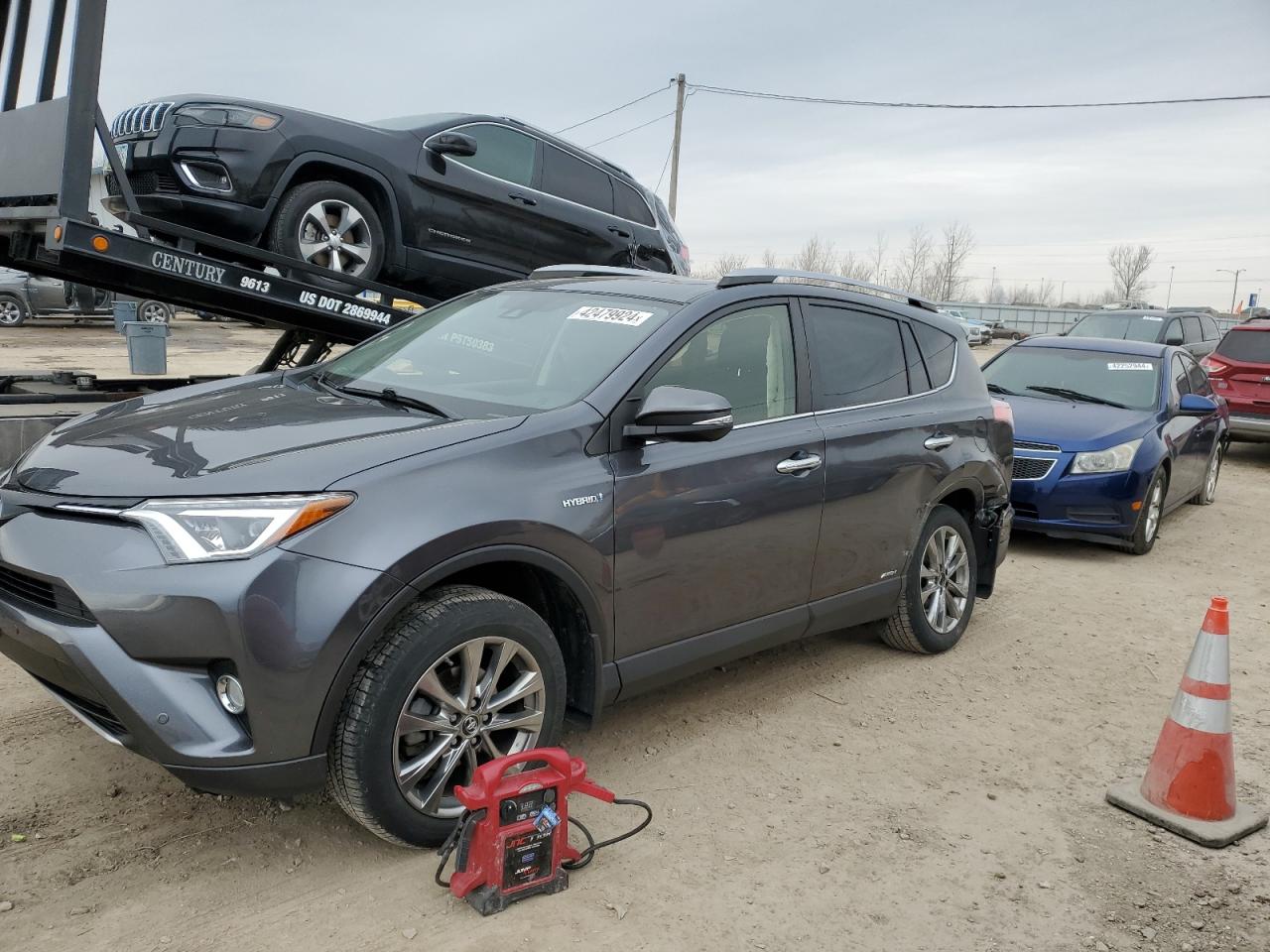 TOYOTA RAV 4 2018 jtmdjrev5jd252733