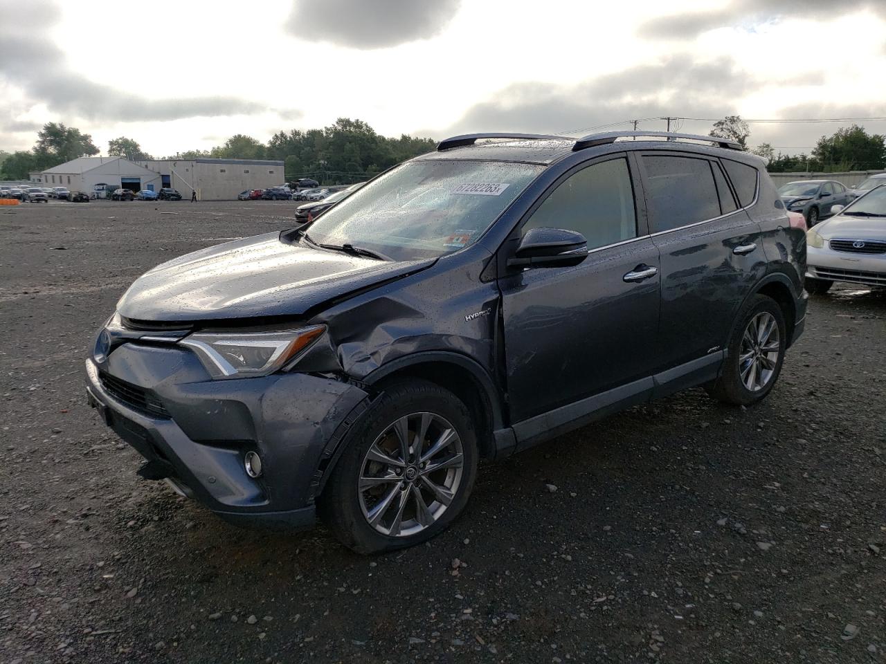 TOYOTA RAV 4 2017 jtmdjrev9hd110556