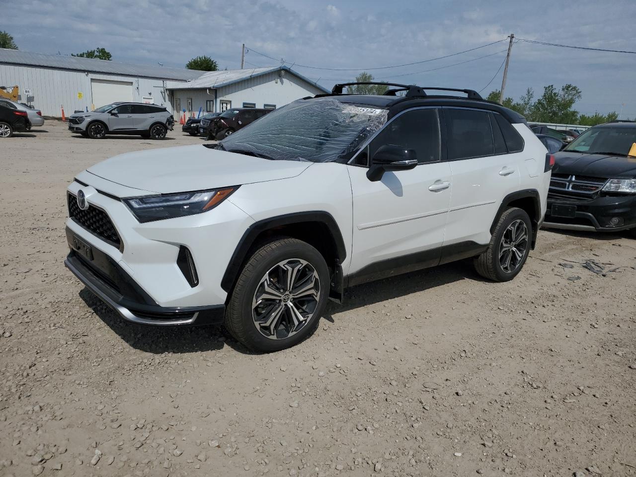 TOYOTA RAV 4 2024 jtmeb3fv5rd178769