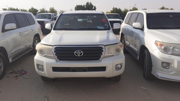 TOYOTA LAND CRUISER GXR V8 2015 jtmhv09j7f4156456