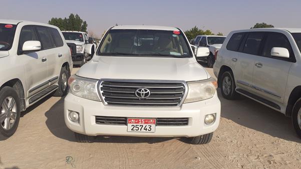 TOYOTA LAND CRUISER GXR V8 2015 jtmhv09j8f4175081