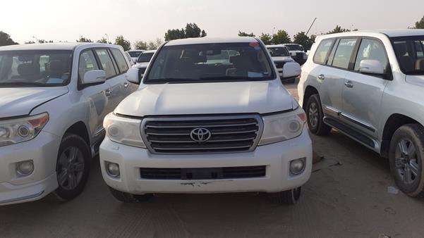 TOYOTA LAND CRUISER GXR V8 2015 jtmhv09j9f4162209