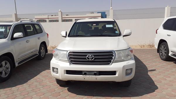 TOYOTA LAND CRUISER GXR V8 2014 jtmhv09jxe4144560