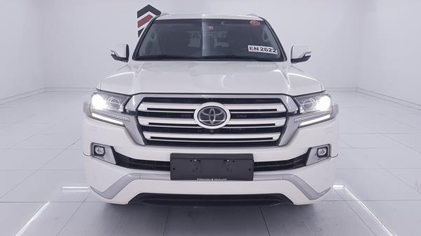 TOYOTA LAND CRUISER 2018 jtmhx05j4j4165429