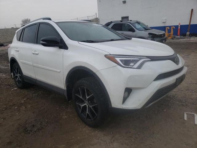 TOYOTA RAV4 SE 2018 jtmjfrev6jj232416