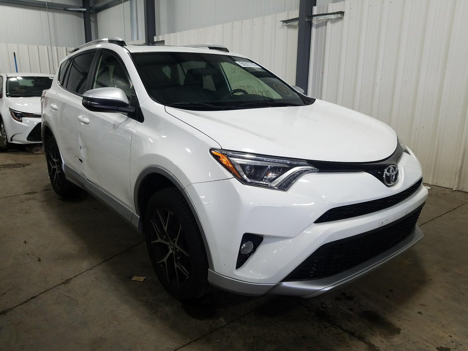 TOYOTA RAV4 SE 2016 jtmjfrev9gj069270