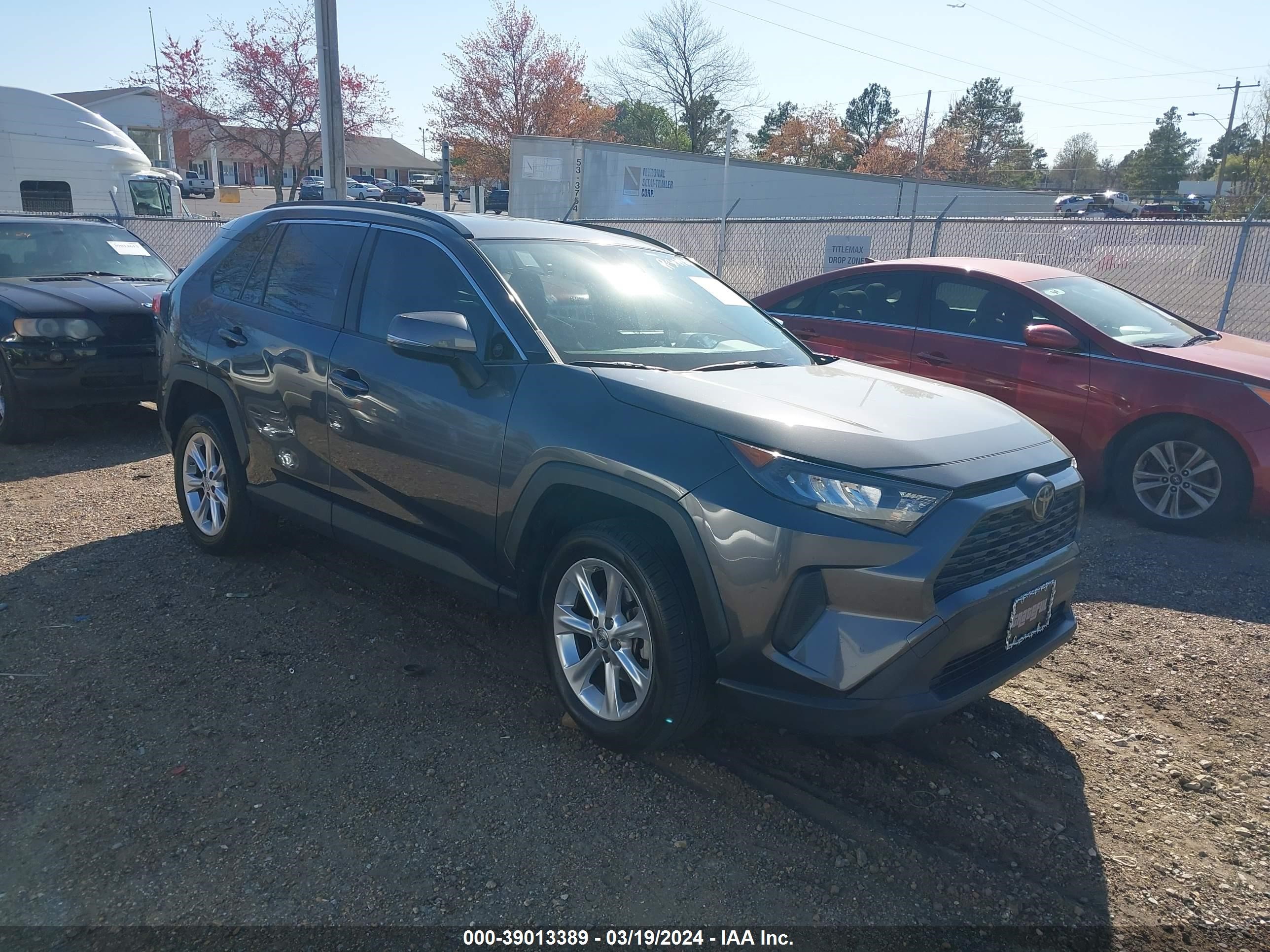 TOYOTA RAV 4 2019 jtmk1rfv4kj016633