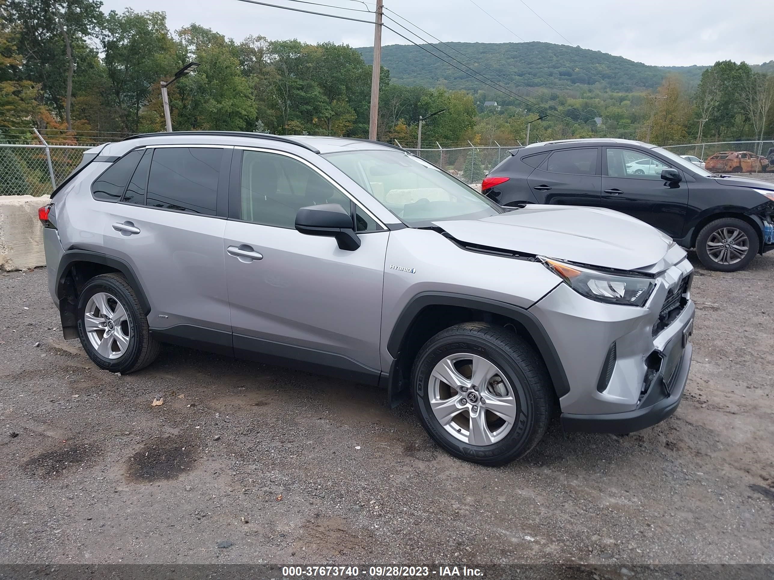 TOYOTA RAV 4 2021 jtmlwrfv2md124675