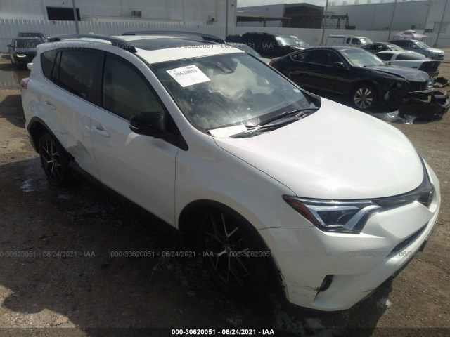 TOYOTA RAV4 2017 jtmnfrev7hd096310