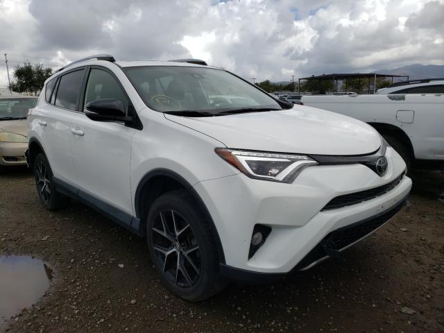 TOYOTA RAV4 SE 2017 jtmnfrev8hd102521