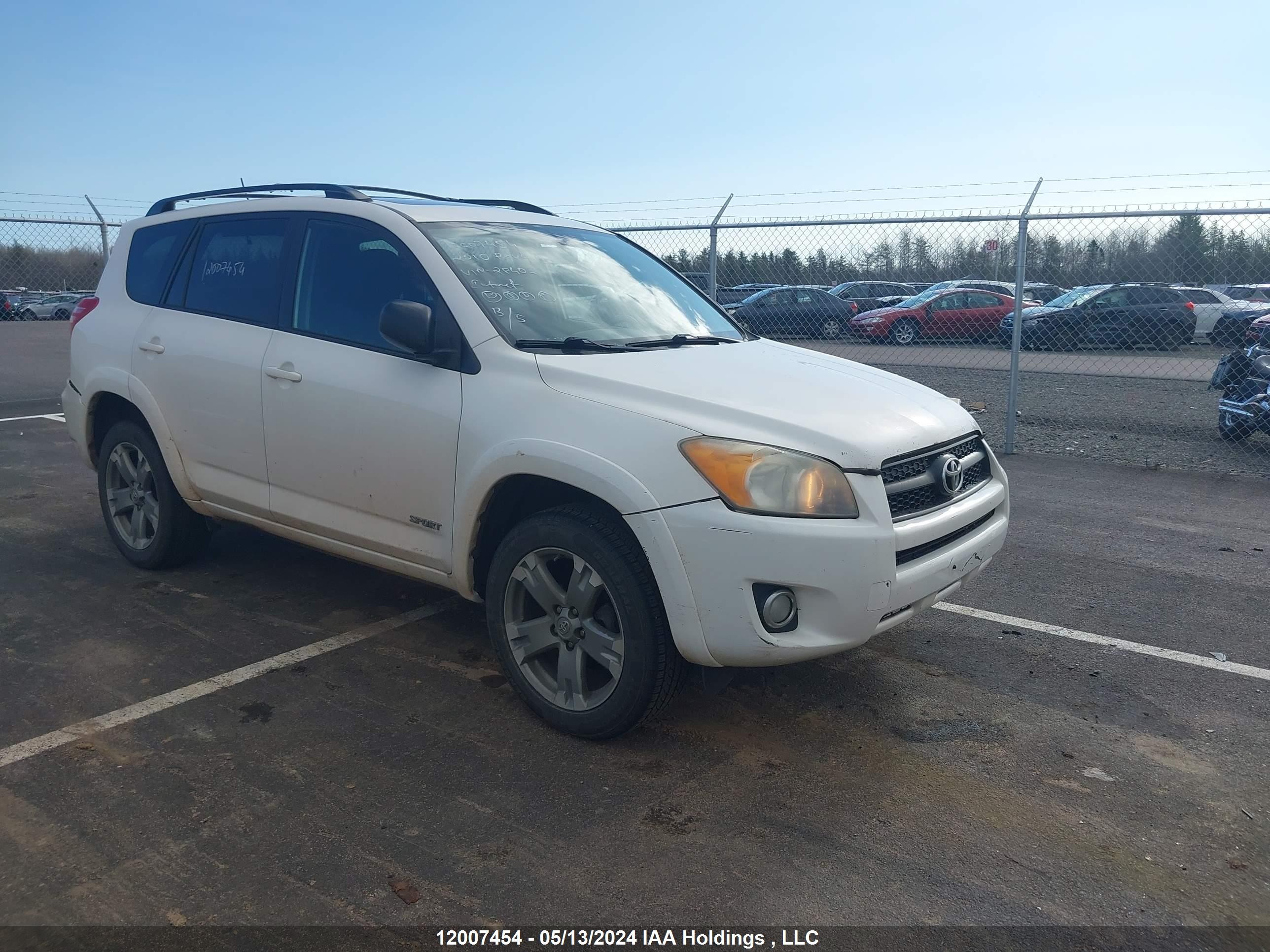 TOYOTA RAV 4 2010 jtmrf4dv8ad028402