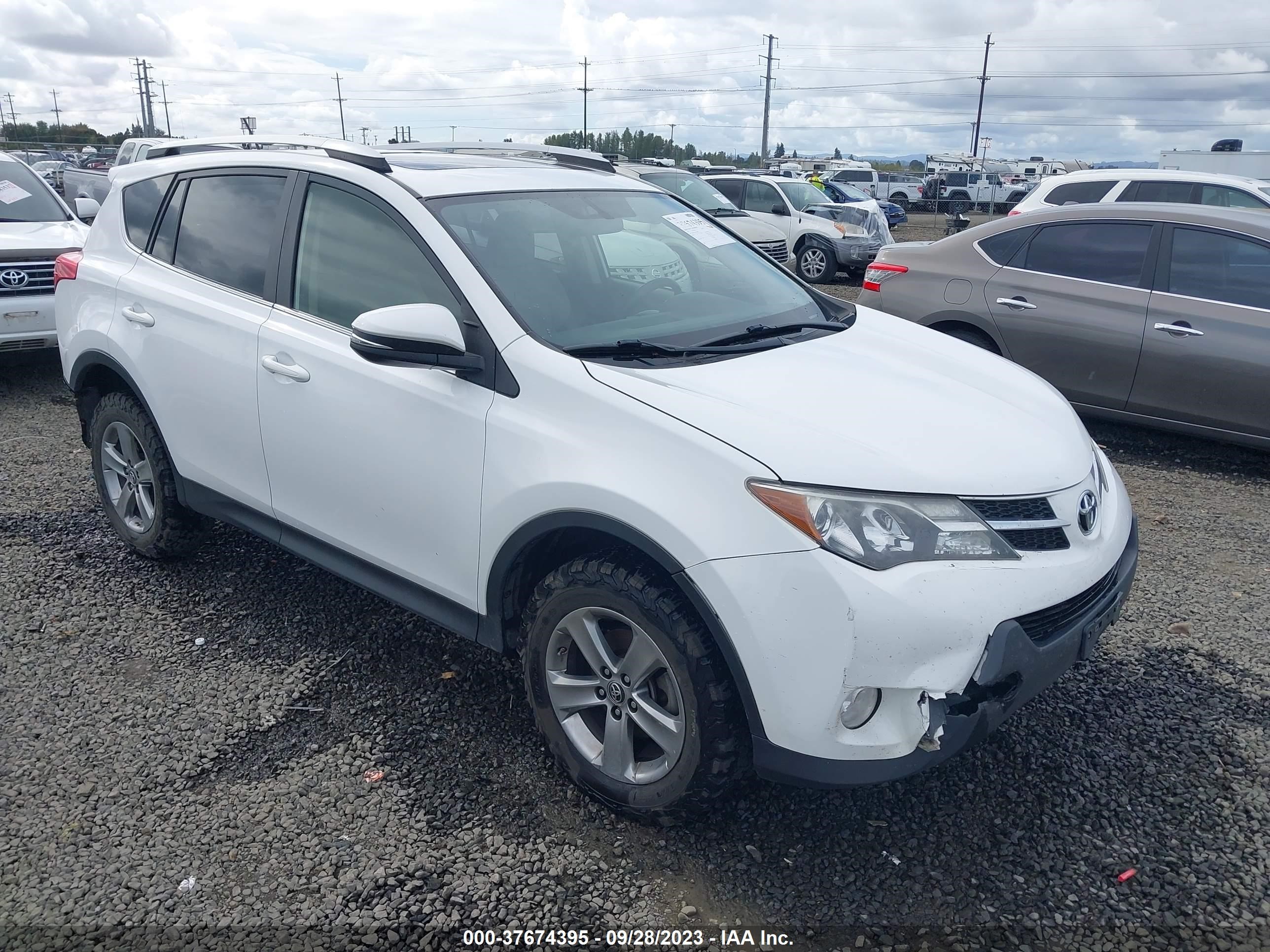 TOYOTA RAV 4 2015 jtmrfrev0fd110644