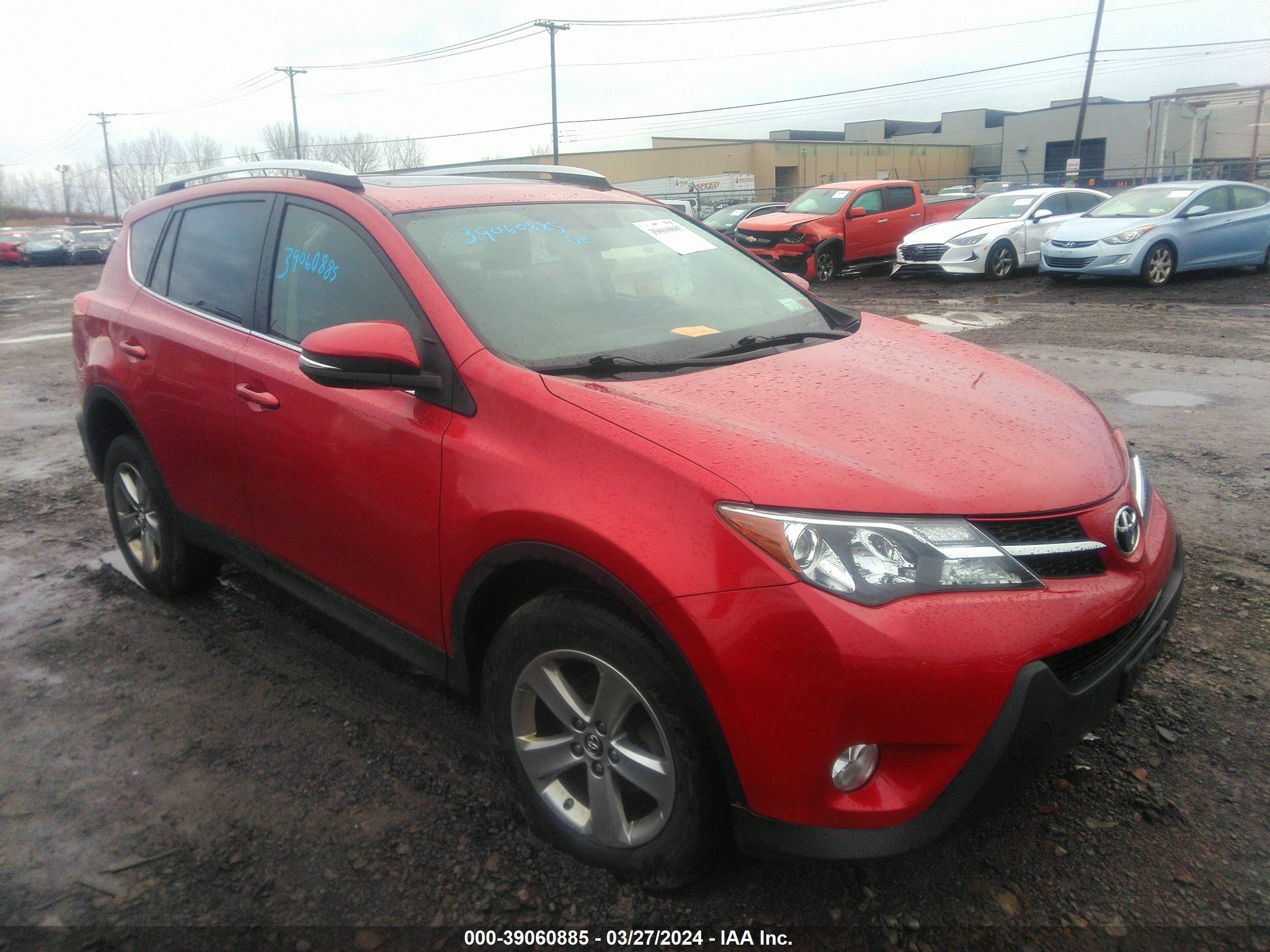 TOYOTA RAV 4 2015 jtmrfrev0fj046218