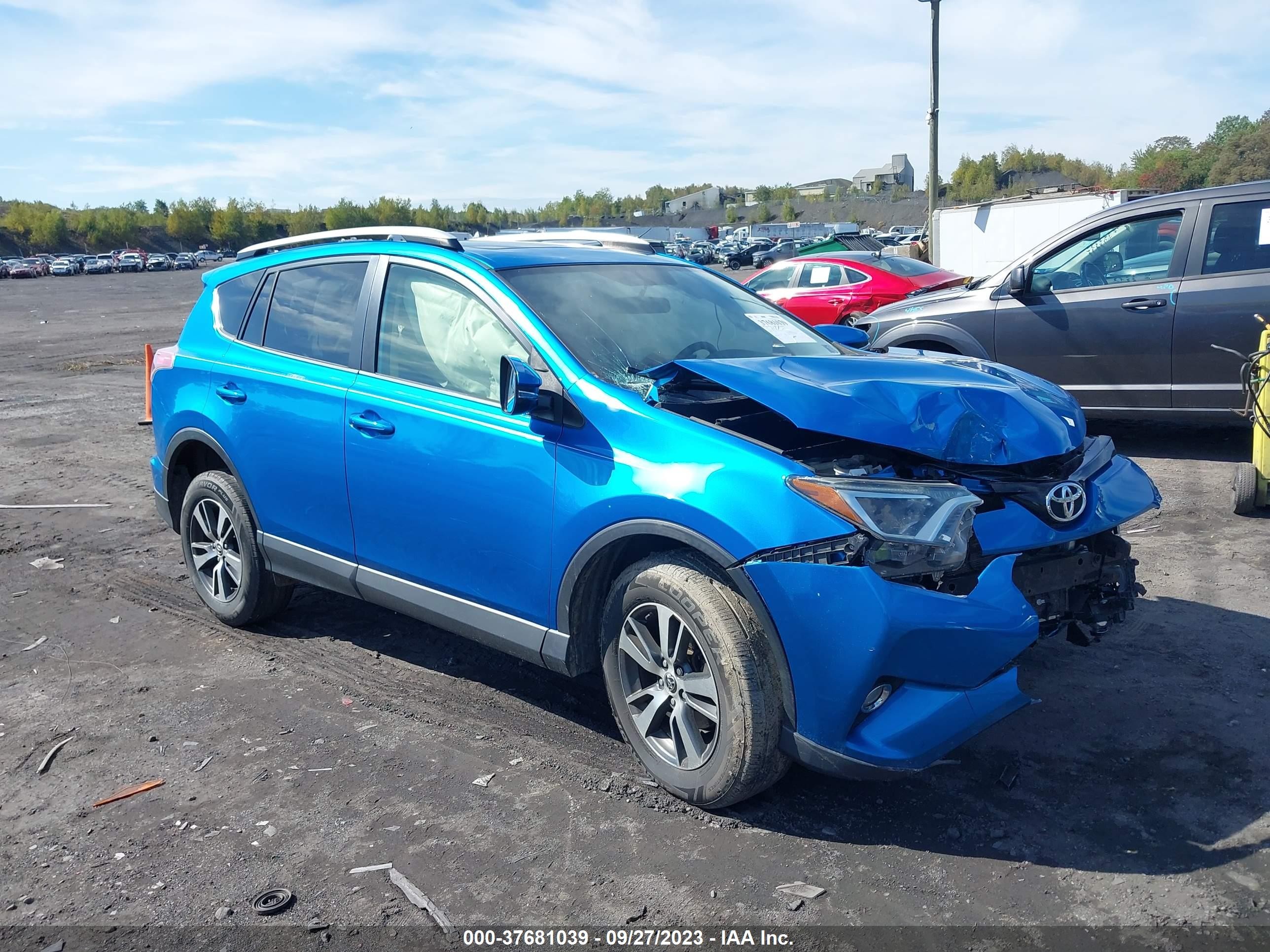 TOYOTA RAV 4 2016 jtmrfrev1gd180865