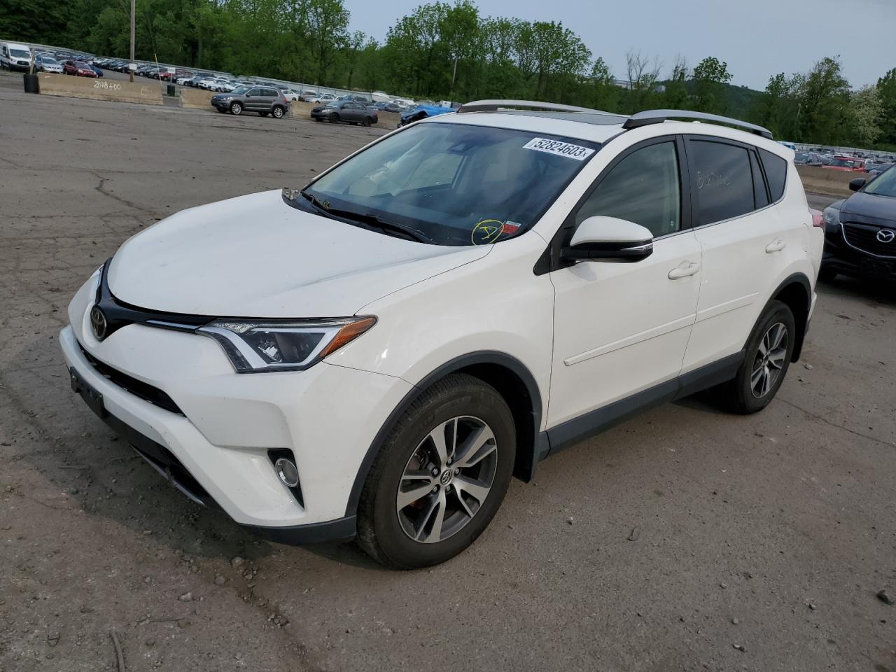 TOYOTA RAV 4 2017 jtmrfrev1hj708312