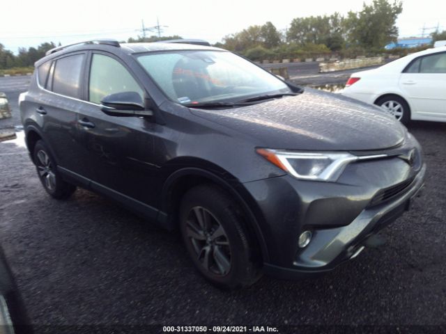 TOYOTA RAV4 2017 jtmrfrev2hj106521