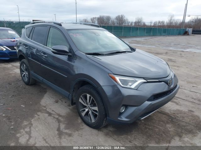 TOYOTA RAV4 2017 jtmrfrev2hj116708