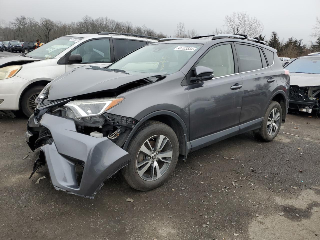 TOYOTA RAV 4 2017 jtmrfrev2hj710313