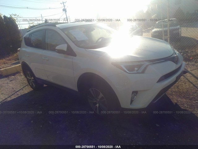 TOYOTA RAV4 2017 jtmrfrev3hj114854