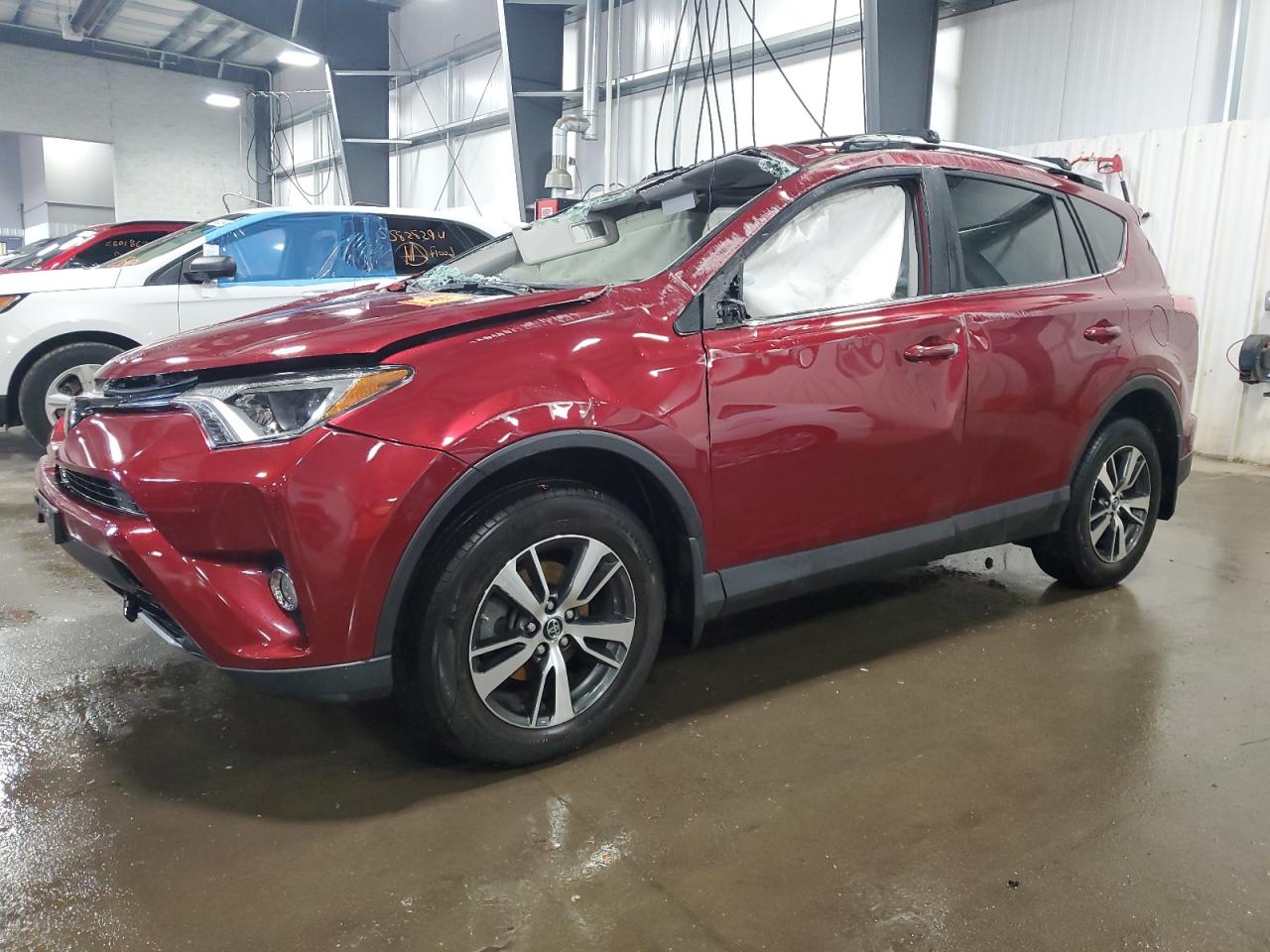 TOYOTA RAV 4 2018 jtmrfrev3jd222136