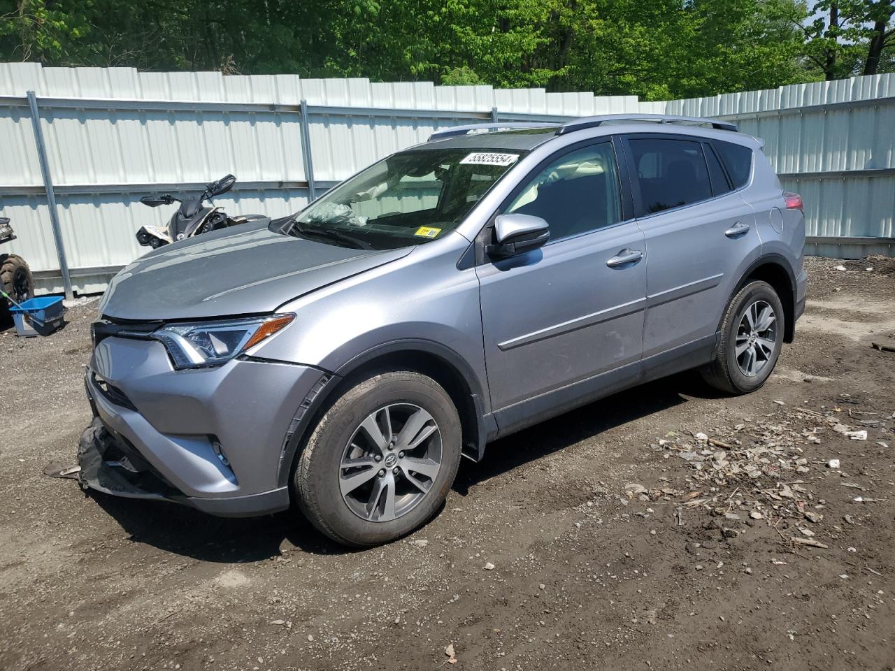 TOYOTA RAV 4 2018 jtmrfrev3jd254018