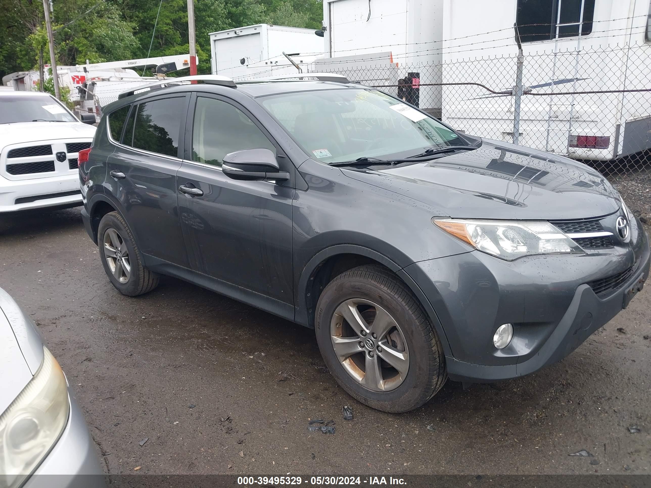 TOYOTA RAV 4 2015 jtmrfrev4fd167168