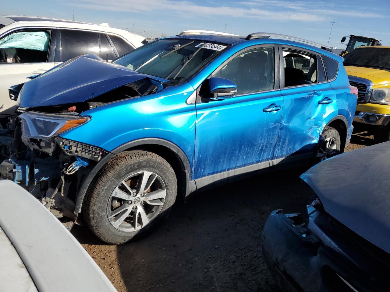 TOYOTA RAV 4 2018 jtmrfrev4jj245555