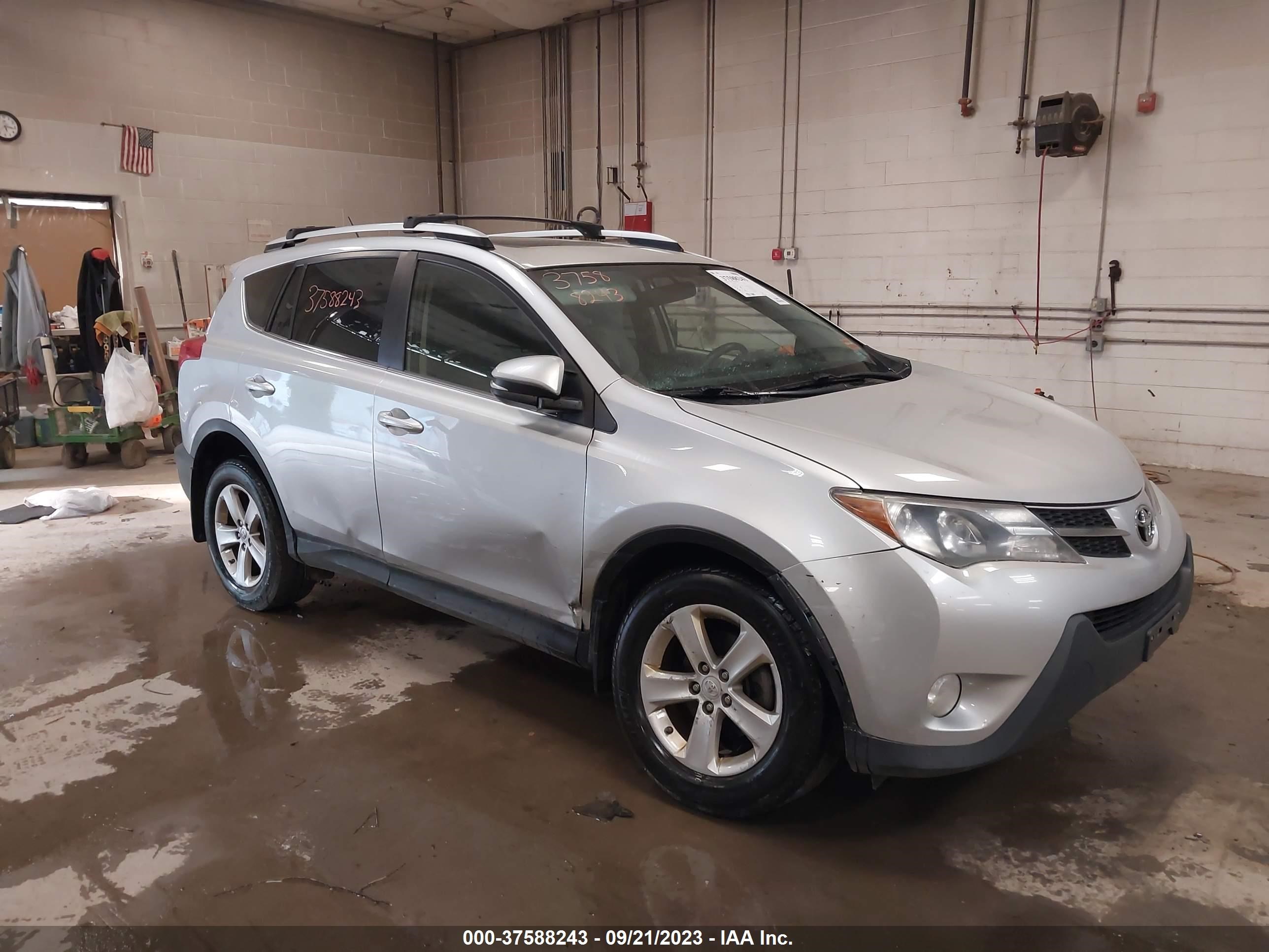 TOYOTA RAV 4 2013 jtmrfrev5dd018071