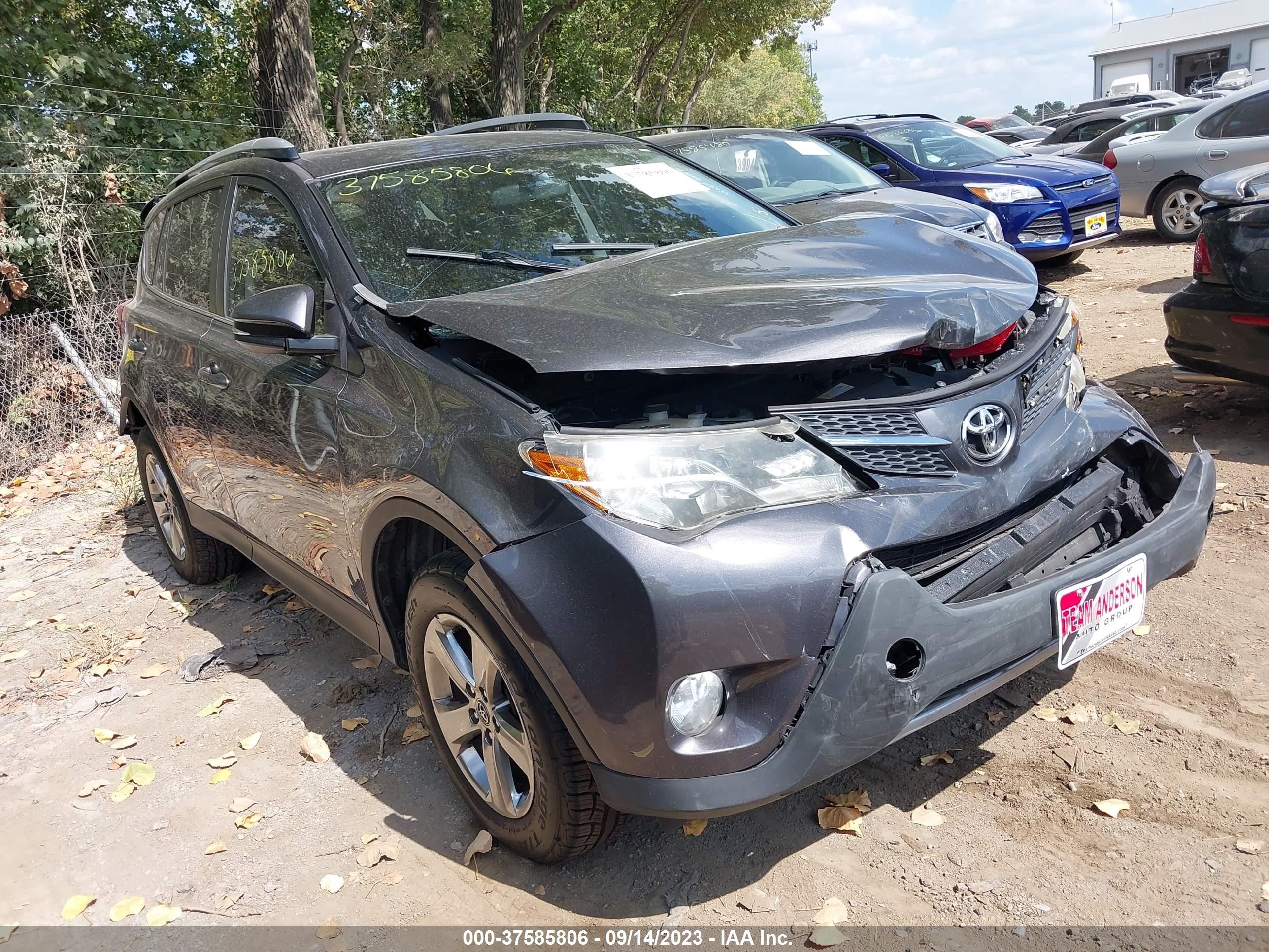 TOYOTA RAV 4 2015 jtmrfrev5fj040642