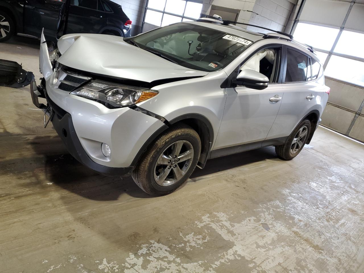 TOYOTA RAV 4 2015 jtmrfrev7fd124461