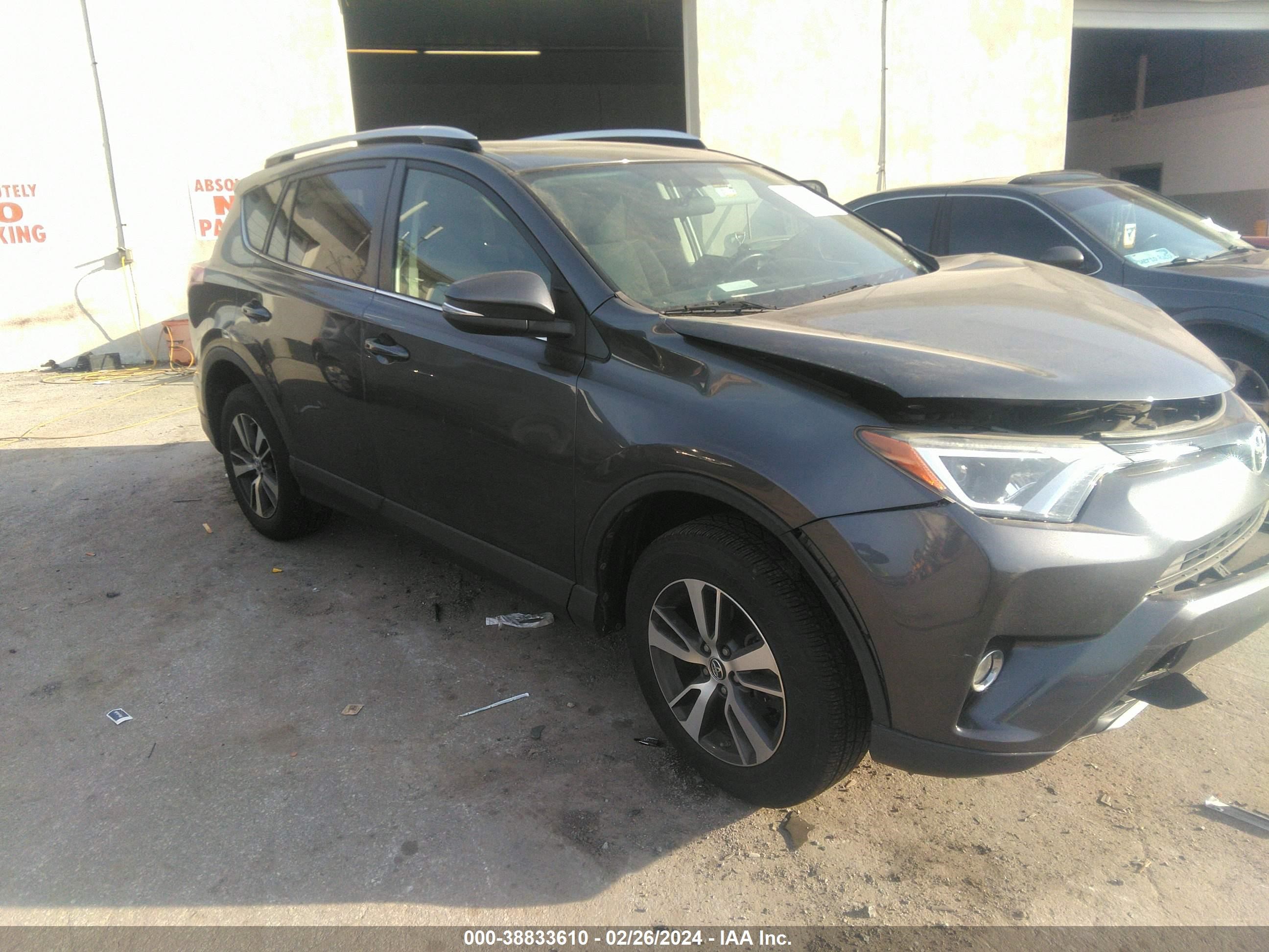 TOYOTA RAV 4 2016 jtmrfrev7gj098141