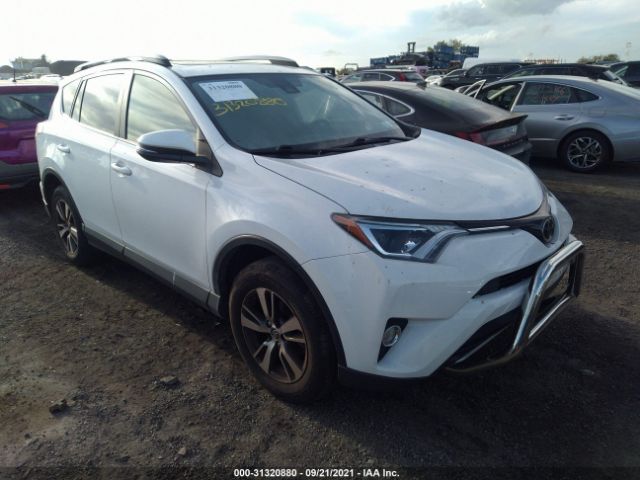 TOYOTA RAV4 2017 jtmrfrev7hd206547