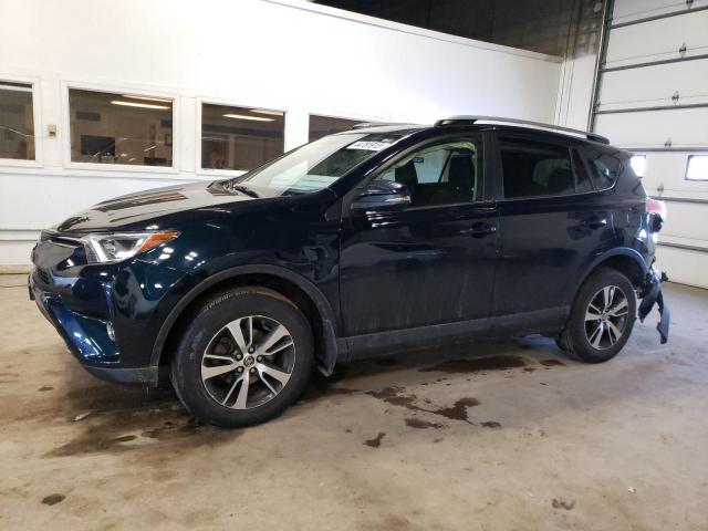 TOYOTA RAV4 XLE 2017 jtmrfrev7hd214373