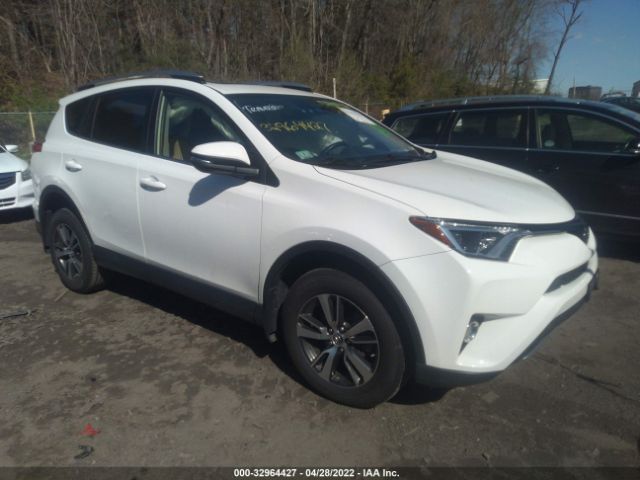 TOYOTA RAV4 2017 jtmrfrev7hj713904