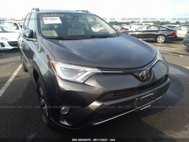 TOYOTA RAV4 2017 jtmrfrev7hj714857