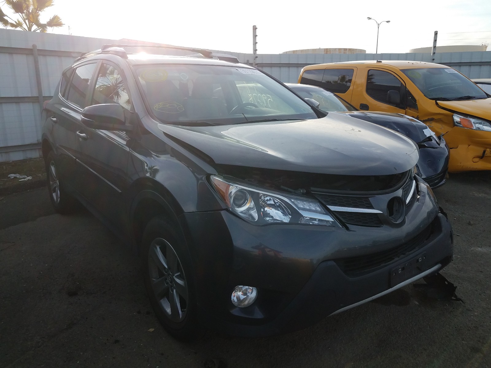 TOYOTA RAV4 XLE 2015 jtmrfrev8fj030767