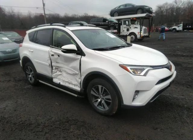 TOYOTA RAV4 2017 jtmrfrev9hj702385